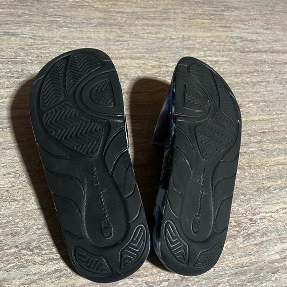 Champion Tie-Dye Blue and Purple Slides - Picture 13 of 13
